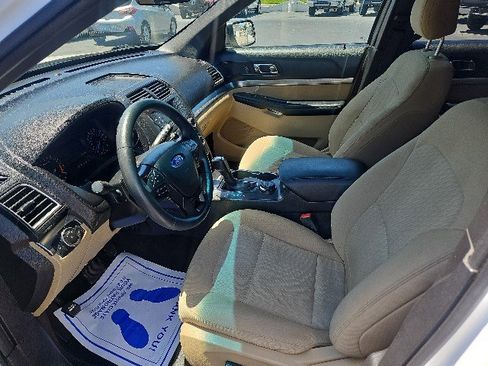 Used 2016 Ford Explorer 4WD image 9