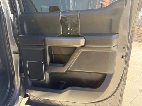 Used 2022 Ford F450 Platinum image 21