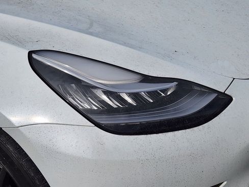 Used 2018 Tesla Model 3 Long Range image 9