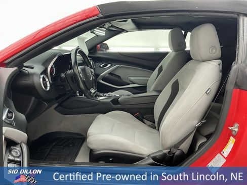 Used 2020 Chevrolet Camaro LT image 17