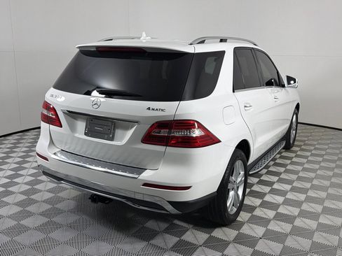 Used 2015 Mercedes-Benz ML 350 4MATIC w/ Premium 1 Package image 4