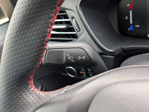 Used 2025 Ford Escape ST-Line AWD/4WD image 24