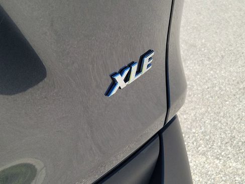 Used 2024 Toyota RAV4 XLE image 14