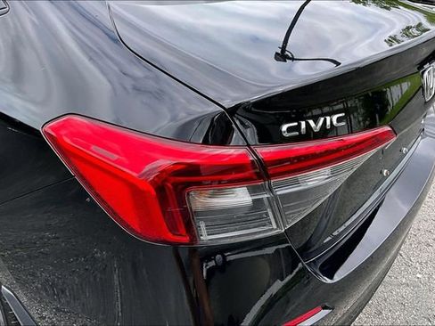 Used 2023 Honda Civic Sport image 28
