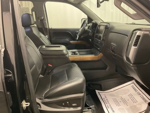 Used 2016 Chevrolet Silverado 1500 LTZ w/ Sport Package AWD/4WD image 27