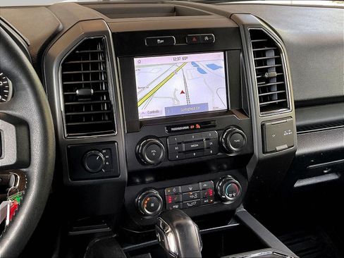 Used 2020 Ford F150 XLT w/ Equipment Group 302A Luxury AWD/4WD image 10