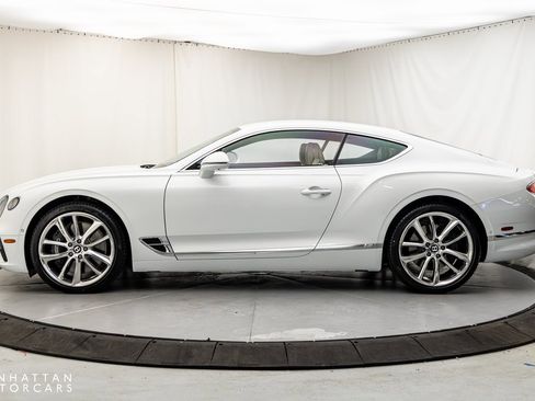Used 2024 Bentley Continental GT image 2