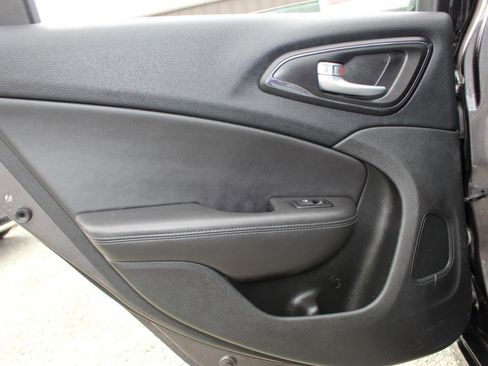 Used 2016 Chrysler 200 S AWD/4WD image 14