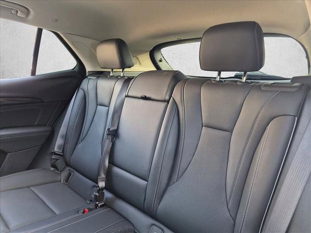 Used 2023 Buick Envision Essence FWD image 17