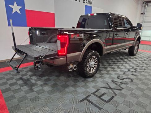 Used 2018 Ford F250 King Ranch w/ King Ranch Ultimate Package image 31