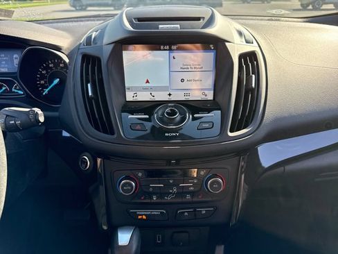 Used 2017 Ford Escape Titanium FWD image 28