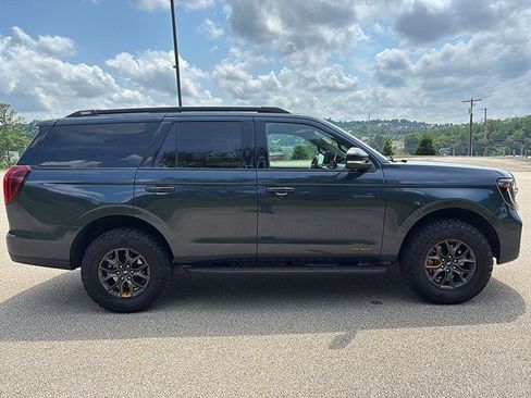 Certified 2025 Ford Expedition Tremor AWD/4WD image 5