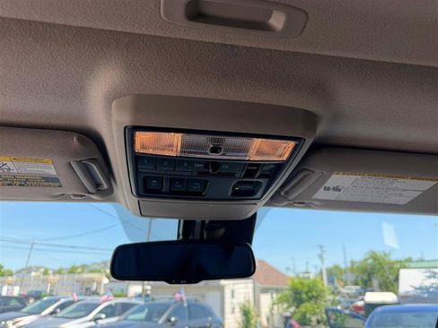 Used 2022 Toyota 4Runner Limited AWD/4WD image 21