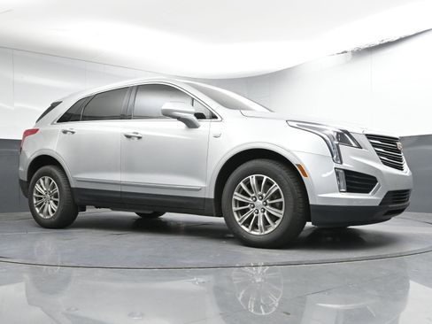 Used 2018 Cadillac XT5 Luxury w/ Driver Awareness Package image 25