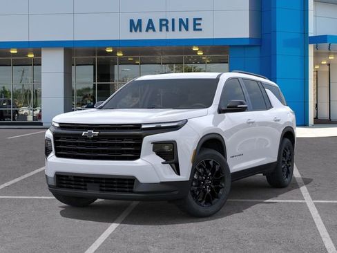 New 2026 Chevrolet Traverse LT w/ Midnight/Sport Edition image 6