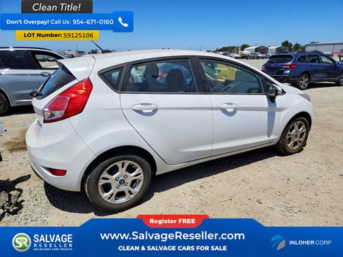 Used 2014 Ford Fiesta SE FWD image 4