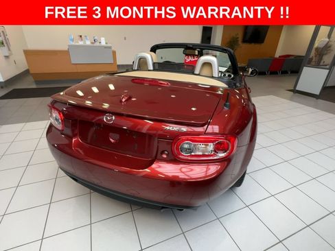 Used 2010 MAZDA MX-5 Miata Grand Touring w/ Premium Pkg RWD image 7