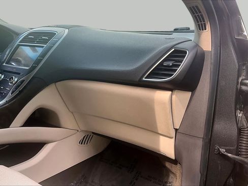Used 2020 Lincoln Nautilus Reserve AWD/4WD image 19