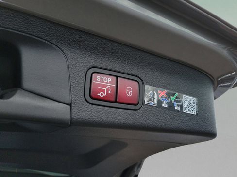 New 2026 Mercedes-Benz GLS 450 4MATIC image 6