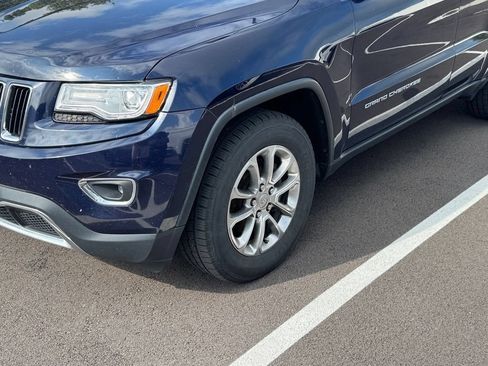 Used 2015 Jeep Grand Cherokee Limited w/ Luxury Group II AWD/4WD image 4