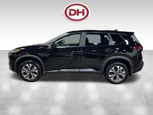 Used 2023 Nissan Rogue SV image 8