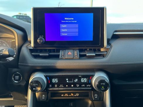 Used 2024 Toyota RAV4 XLE Premium image 18