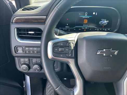 Used 2023 Chevrolet Tahoe Premier image 18