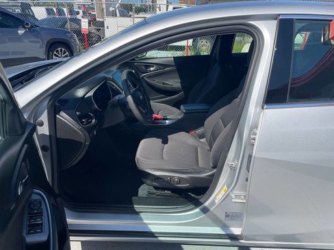 Used 2022 Chevrolet Malibu LT image 6