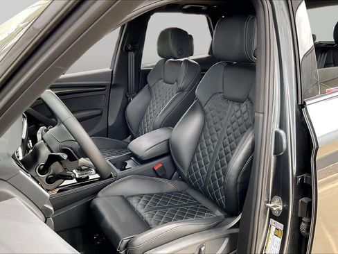 Used 2025 Audi SQ5 Premium Plus AWD/4WD image 8