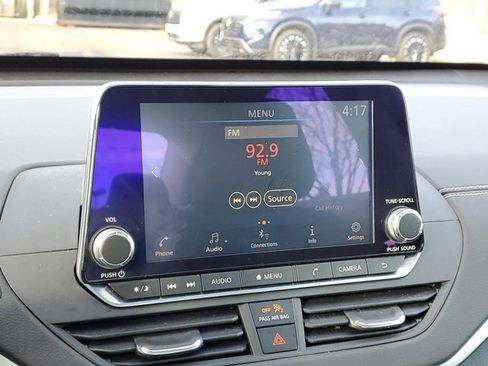 Certified 2019 Nissan Altima 2.5 SV image 16