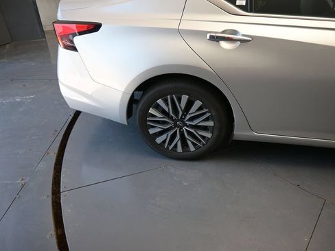 Used 2024 Nissan Altima 2.5 SV FWD image 20