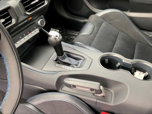 Used 2025 Ford Mustang Dark Horse RWD image 7