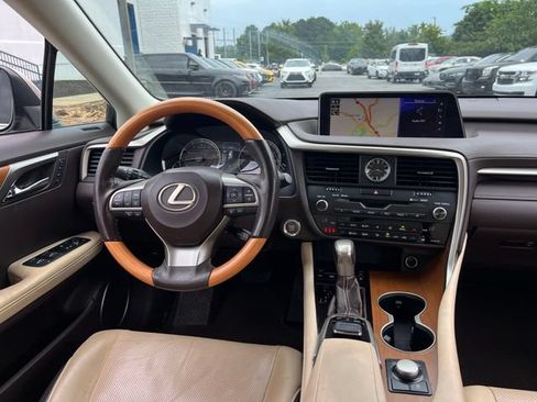 Used 2018 Lexus RX 350 FWD w/ Premium Package image 16