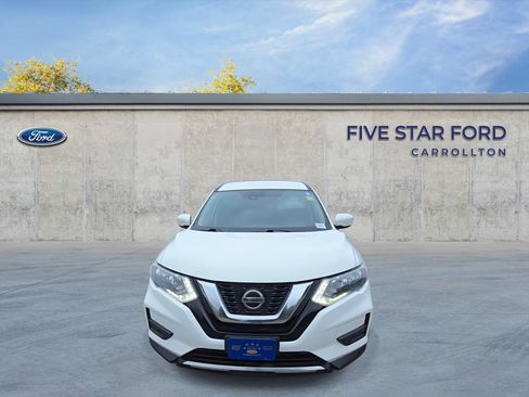 Used 2019 Nissan Rogue S FWD image 3