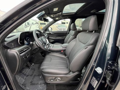 Used 2025 Hyundai Palisade Calligraphy image 26
