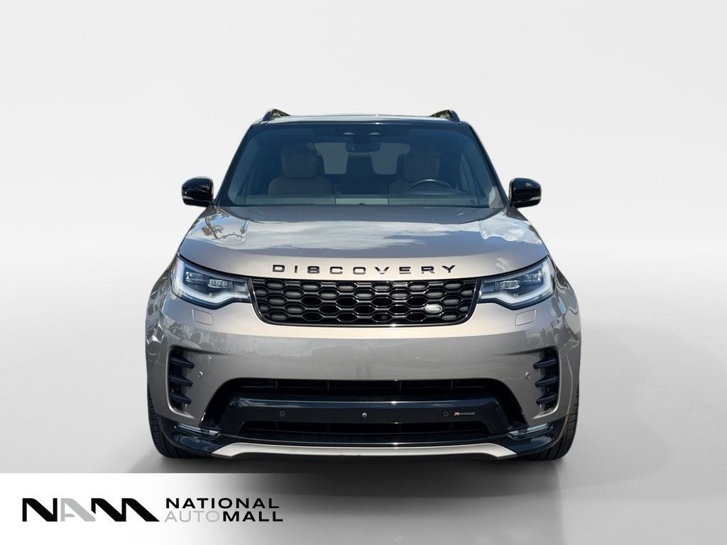 Used 2023 Land Rover Discovery HSE R-Dynamic AWD/4WD image 8