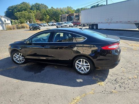 Used 2013 Ford Fusion SE FWD image 6