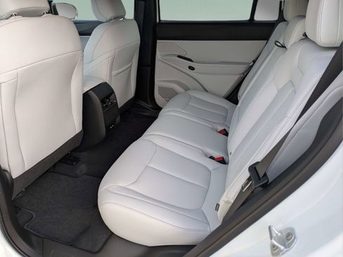 New 2026 Jeep Cherokee Limited AWD/4WD image 13