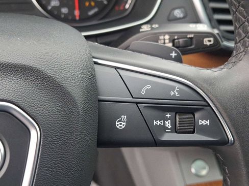 Certified 2022 Audi Q5 2.0T Premium w/ Convenience Package image 17