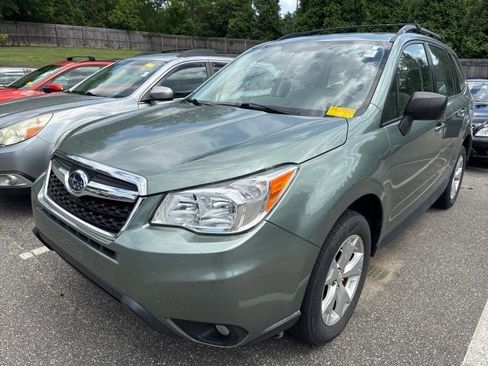 Used 2016 Subaru Forester 2.5i w/ Popular Package #2 AWD/4WD image 2