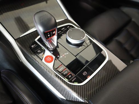 Used 2025 BMW M2 w/ Lighting Package image 9