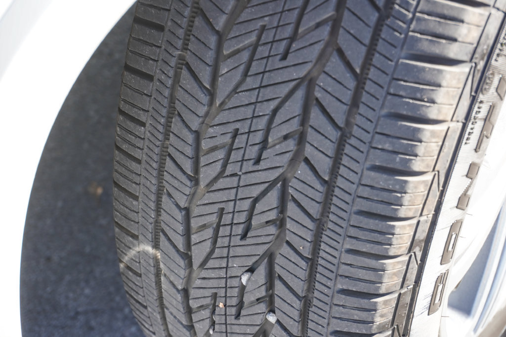 Used 2023 Chevrolet Traverse High Country w/ LPO, Floor Liner Package AWD/4WD image 3
