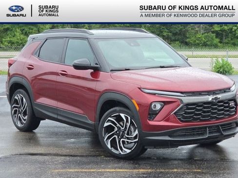 Used 2025 Chevrolet TrailBlazer RS w/ Convenience Package FWD image 1
