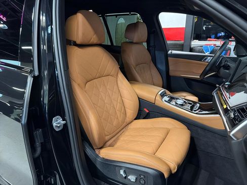 Used 2024 BMW X5 M60i image 20