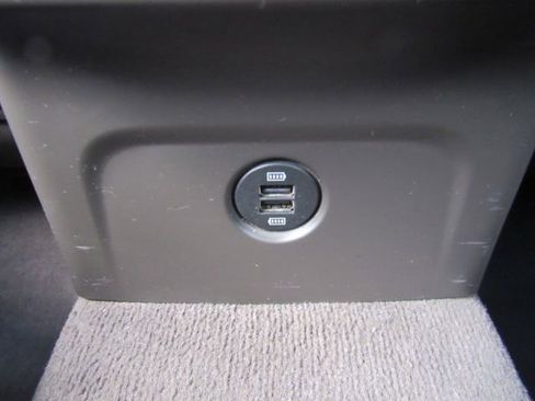 Used 2018 Porsche Macan image 31