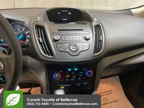 Used 2017 Ford Escape SE w/ SE Cold Weather Package image 17