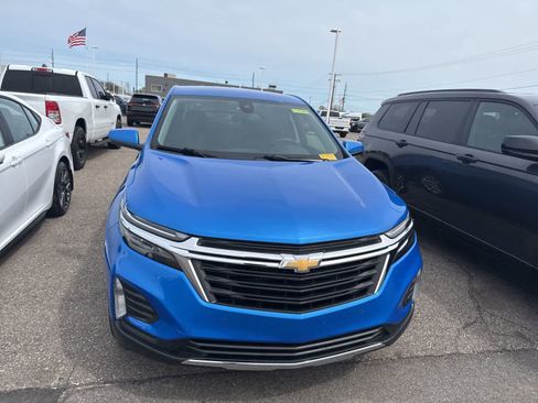 Used 2024 Chevrolet Equinox LT AWD/4WD image 4