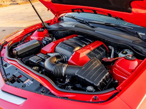 Used 2011 Chevrolet Camaro SS w/ LPO, Ground Effects Package image 39