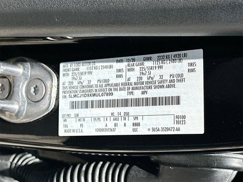 Used 2021 Lincoln Corsair AWD w/ Premium Package image 33