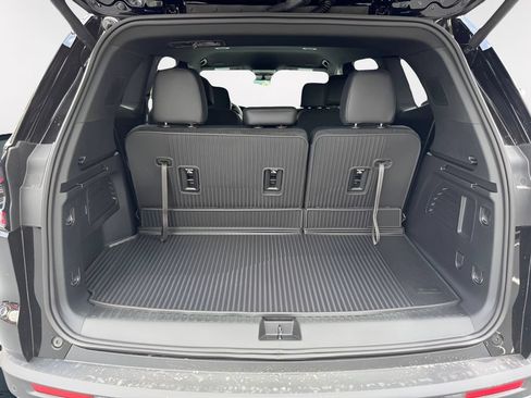 New 2026 GMC Acadia Elevation w/ Elevation Premium Package FWD image 6